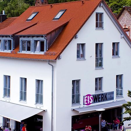 Gaestehaus Eschers Eiswerk Annweiler am Trifels Exterior foto